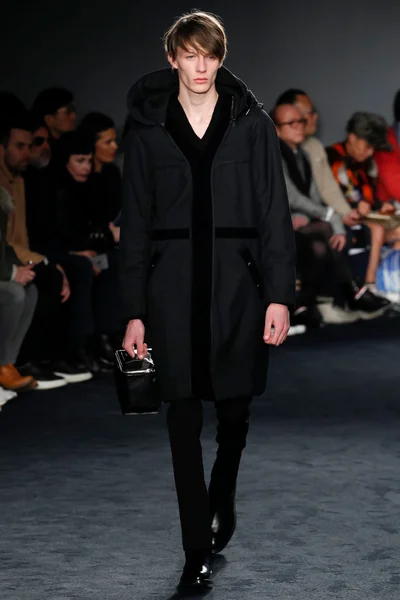 Look 33